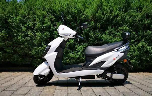 都說(shuō)電動(dòng)車鋰電池好，為什么沒(méi)有完全替代鉛酸電池？